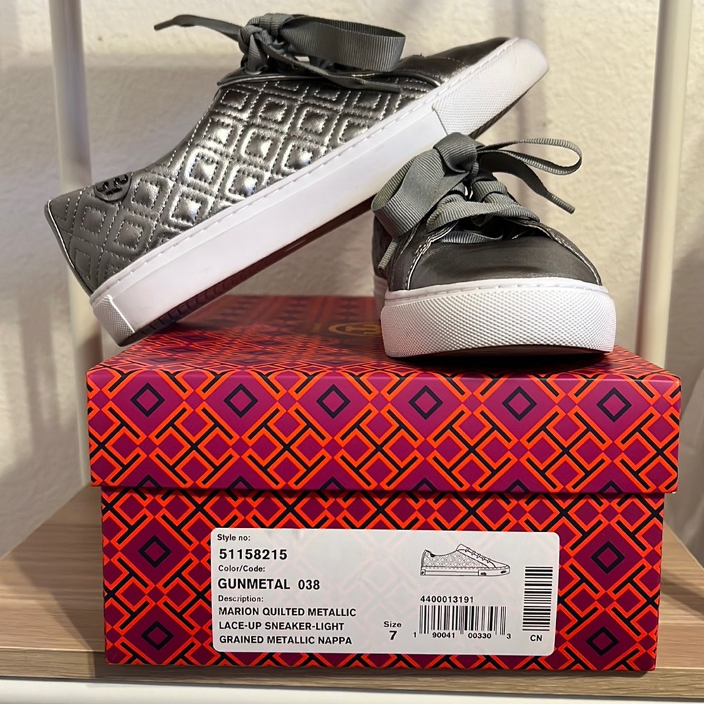 Tory Burch Marion Quilted Sneakers Sz 7